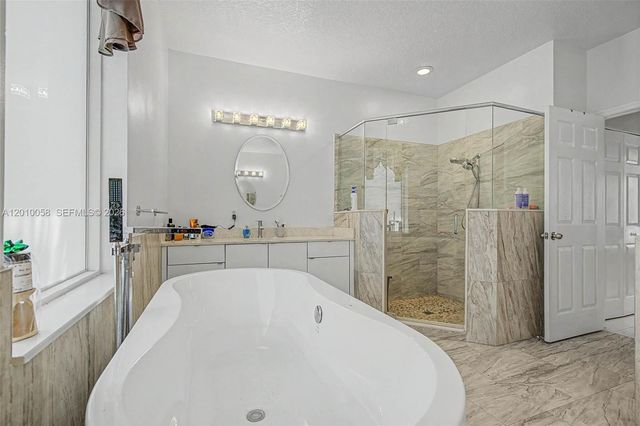 18901 SW 15th St, Pembroke Pines, FL 33029