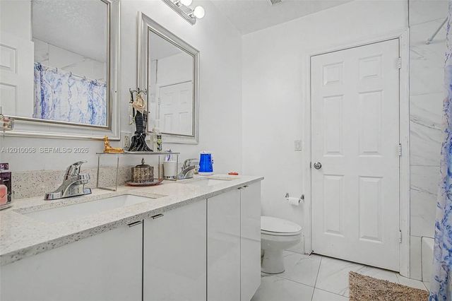 18901 SW 15th St, Pembroke Pines, FL 33029