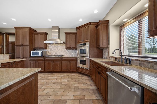 10170 White Oak Avenue, St. John, IN 46373