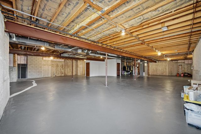 10170 White Oak Avenue, St. John, IN 46373