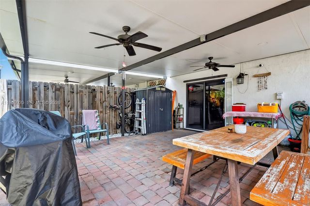 11418 SW 250th St, Homestead, FL 33032