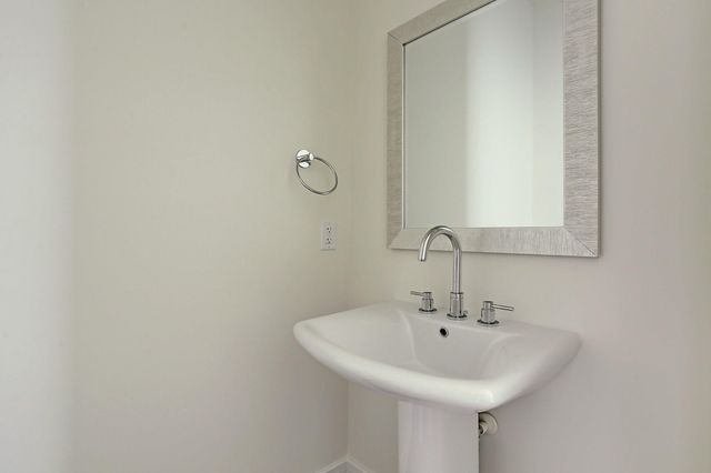4521 San Felipe Street 1403, Houston, TX 77027
