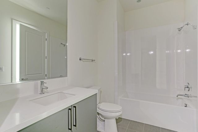 4521 San Felipe Street 1403, Houston, TX 77027