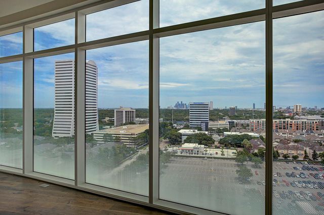 4521 San Felipe Street 1403, Houston, TX 77027