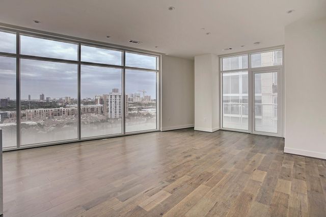 4521 San Felipe Street 1403, Houston, TX 77027