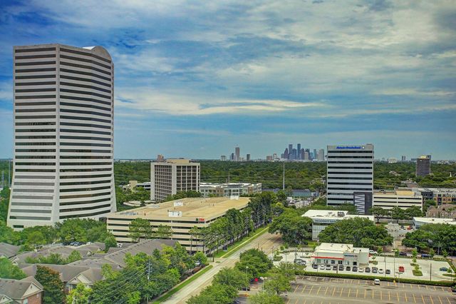 4521 San Felipe Street 1403, Houston, TX 77027
