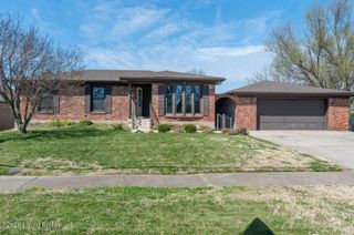 6512 Cady Dr, Louisville, KY 40258
