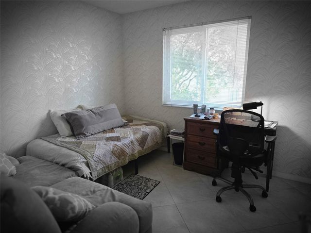 2104 S Cypress Bend Drive 301, Pompano Beach, FL 33069