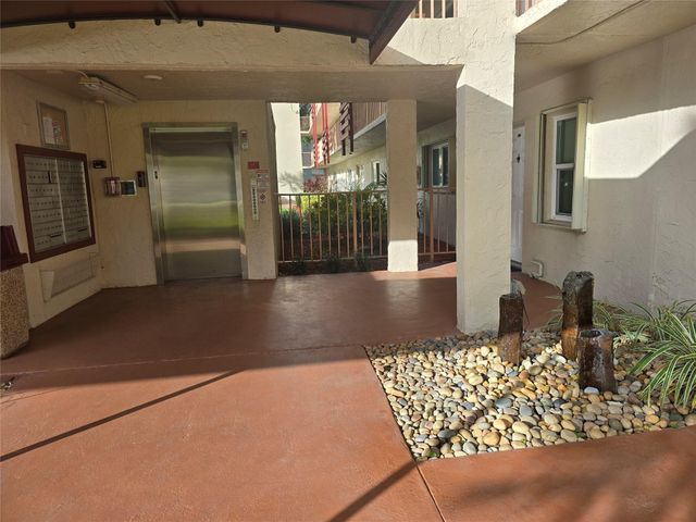 2104 S Cypress Bend Drive 301, Pompano Beach, FL 33069