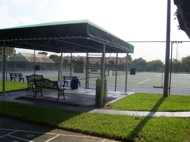 2104 S Cypress Bend Drive 301, Pompano Beach, FL 33069