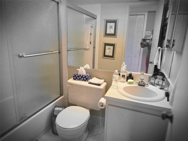 2104 S Cypress Bend Drive 301, Pompano Beach, FL 33069