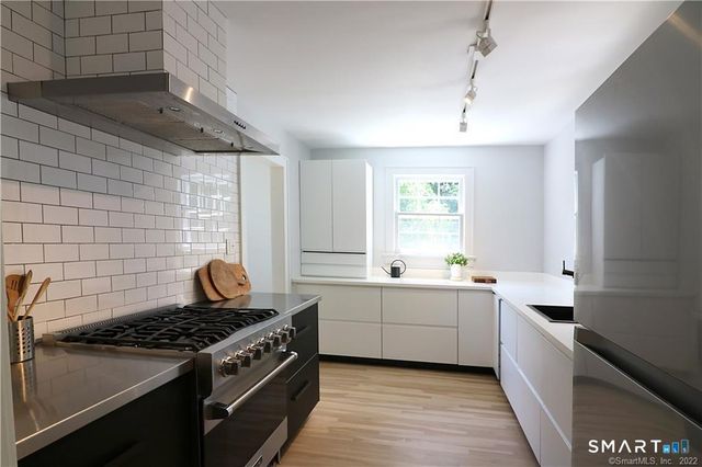 126 Morningside Dr S Drive, Westport, CT 06880
