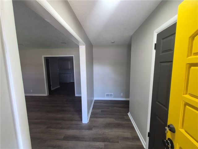 7310 High Grove Road, Grandview, MO 64030