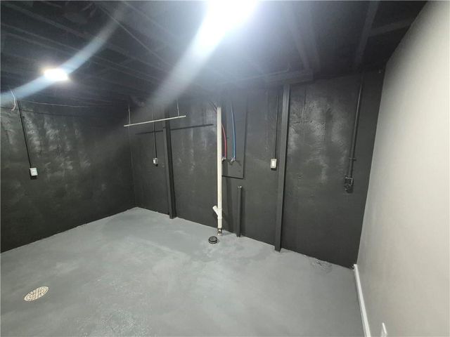 7310 High Grove Road, Grandview, MO 64030
