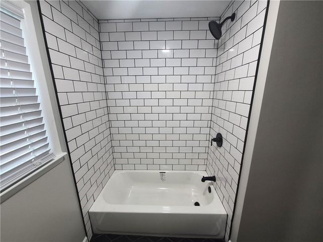 7310 High Grove Road, Grandview, MO 64030
