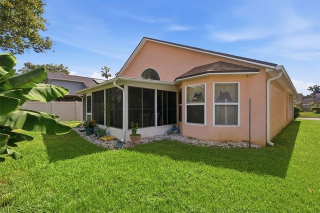 1234 LAKE BLUE CIRCLE, Apopka, FL 32703