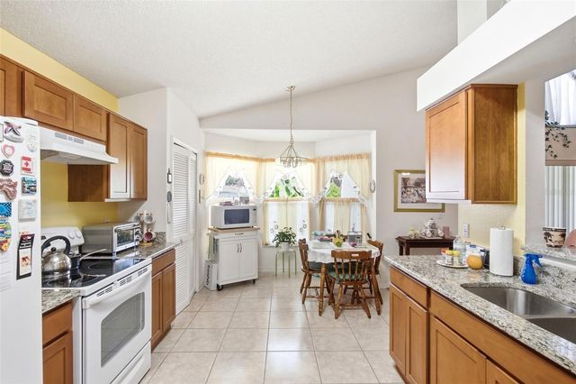 1234 LAKE BLUE CIRCLE, Apopka, FL 32703