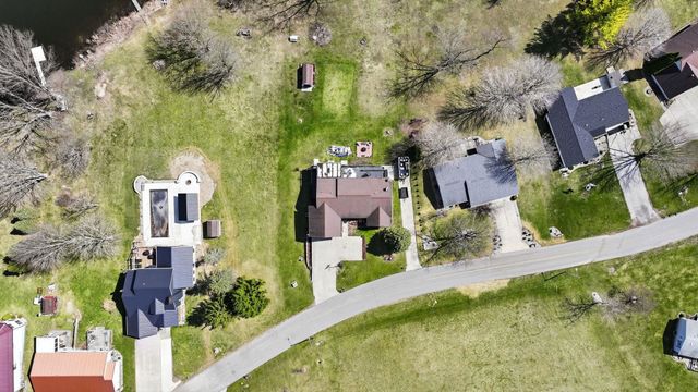 5010 Terry Lake Road, Hamilton, IN 46742