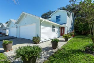 3911 MEADOWVIEW Drive N, Jacksonville, FL 32225