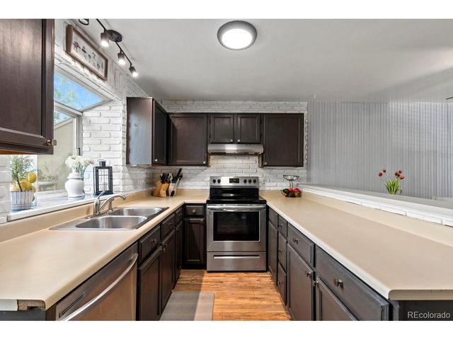 9691 W Chatfield Ave C, Littleton, CO 80128