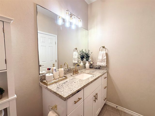 4507 Cardinal Drive, Bay City, TX 77414