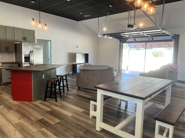 149 Comanche Hills, Comanche, TX 76442