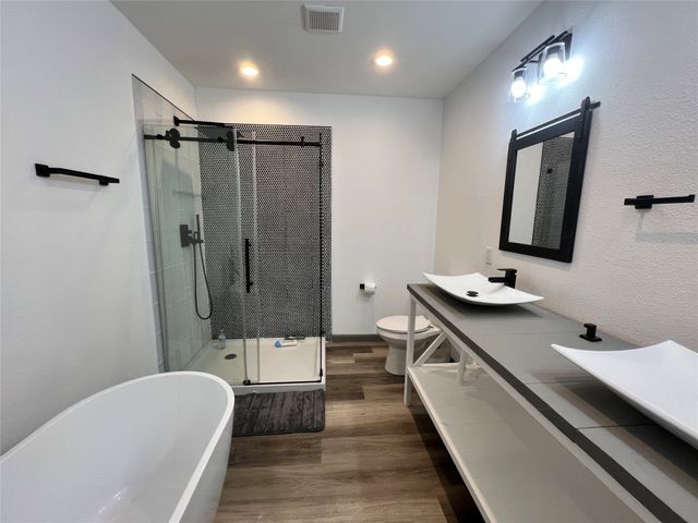 149 Comanche Hills, Comanche, TX 76442