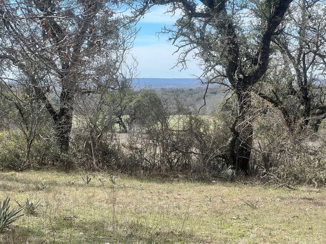 149 Comanche Hills, Comanche, TX 76442