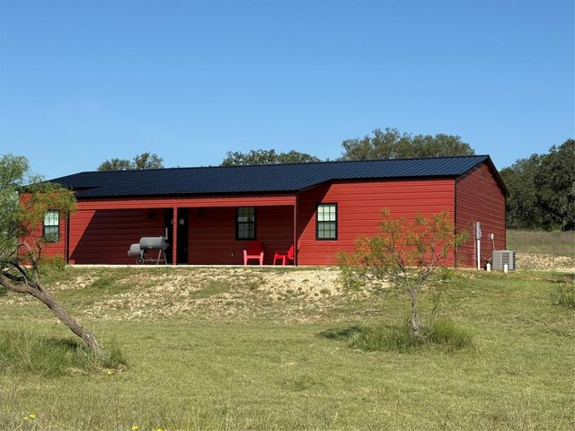 149 Comanche Hills, Comanche, TX 76442