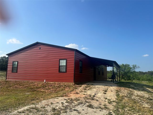 149 Comanche Hills, Comanche, TX 76442