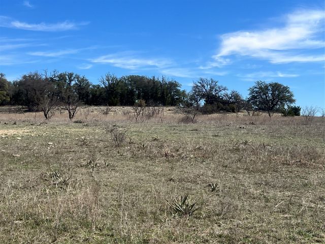 149 Comanche Hills, Comanche, TX 76442