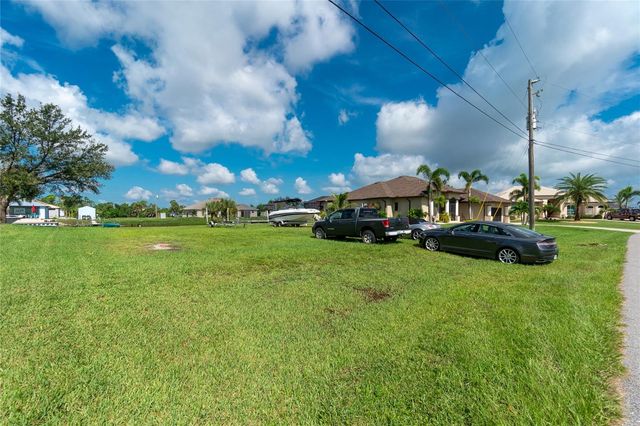 15666 STUART CIRCLE, Port Charlotte, FL 33981