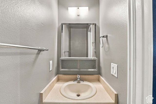 6184 S 3920 W, Salt Lake City, UT 84129