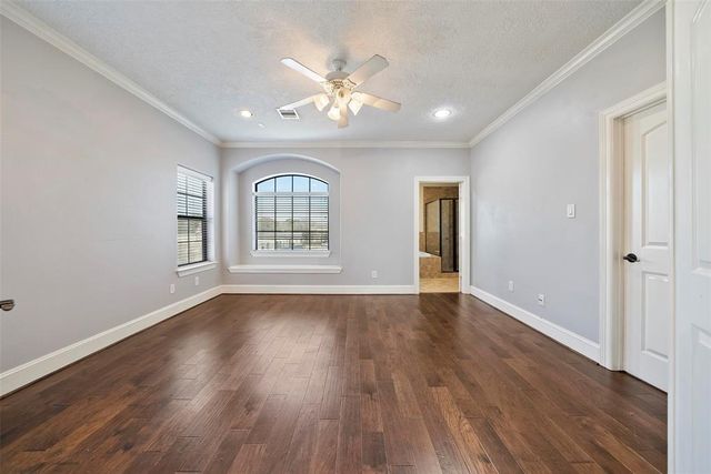 835 Garden Oaks Trace, Houston, TX 77018