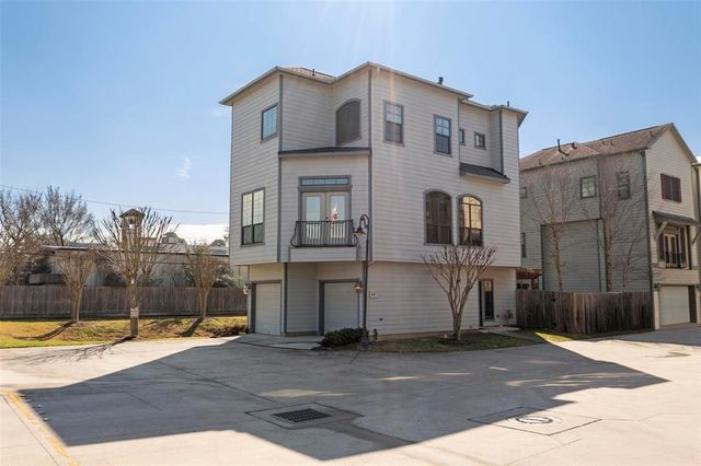 835 Garden Oaks Trace, Houston, TX 77018