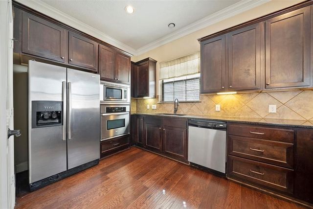 835 Garden Oaks Trace, Houston, TX 77018