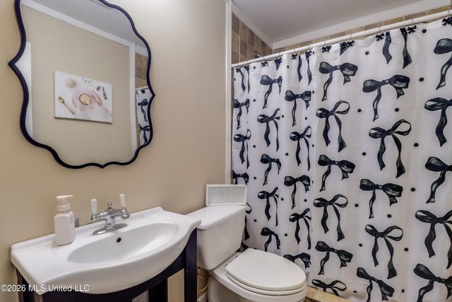 119 N Seashore Avenue, Long Beach, MS 39560