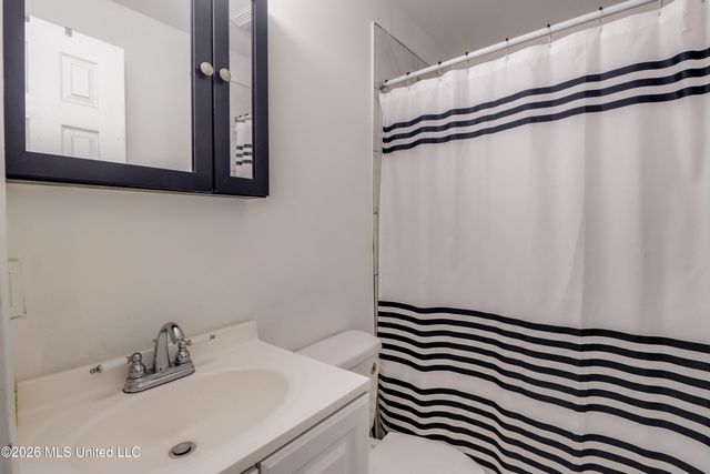 119 N Seashore Avenue, Long Beach, MS 39560