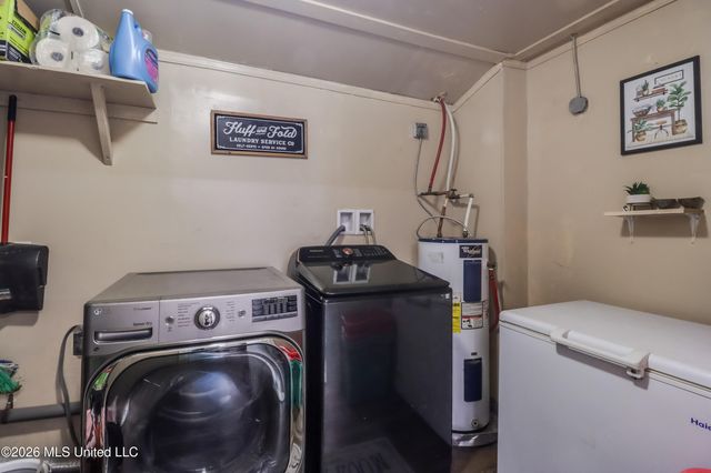 119 N Seashore Avenue, Long Beach, MS 39560