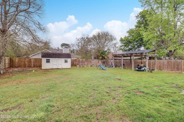 119 N Seashore Avenue, Long Beach, MS 39560