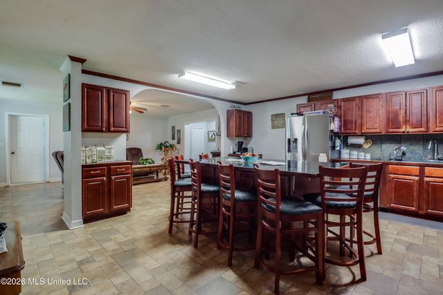 119 N Seashore Avenue, Long Beach, MS 39560