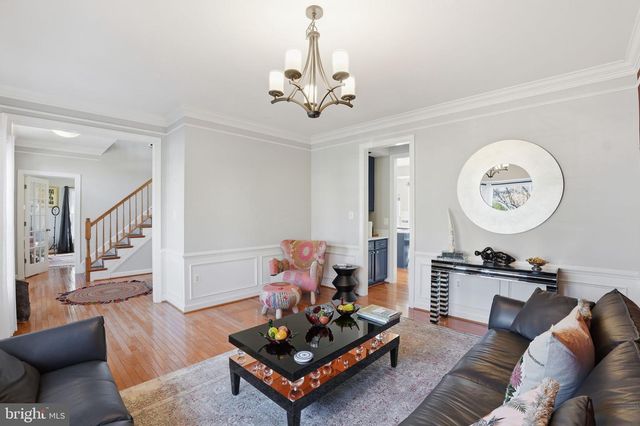 5012 WHISPER WILLOW DR, Fairfax, VA 22030