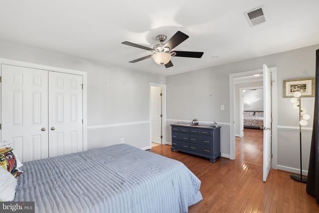 5012 WHISPER WILLOW DR, Fairfax, VA 22030