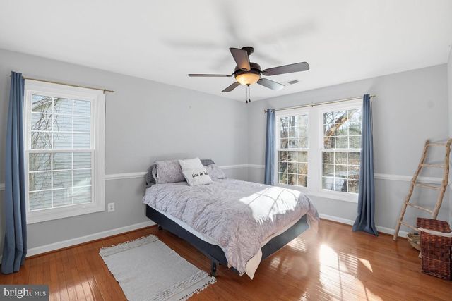 5012 WHISPER WILLOW DR, Fairfax, VA 22030