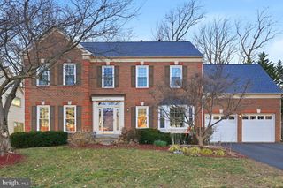 5012 WHISPER WILLOW DR, Fairfax, VA 22030