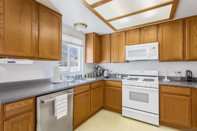 51633 Ida Ave, Cabazon, CA 92230