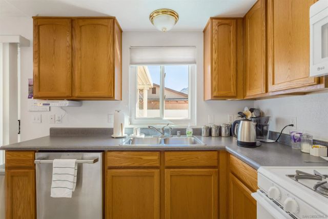 51633 Ida Ave, Cabazon, CA 92230