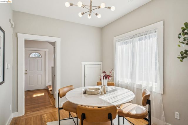 480 61St St, Oakland, CA 94609