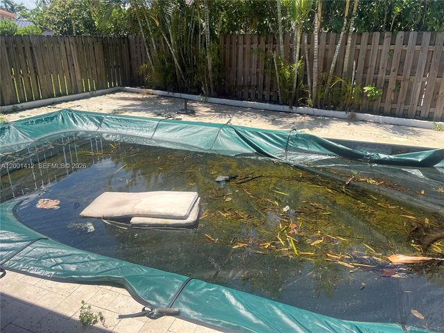 7552 SW 157th Pl, Miami, FL 33193