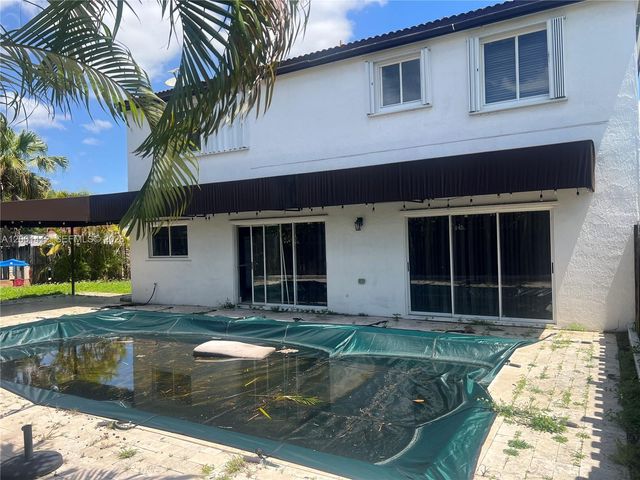 7552 SW 157th Pl, Miami, FL 33193